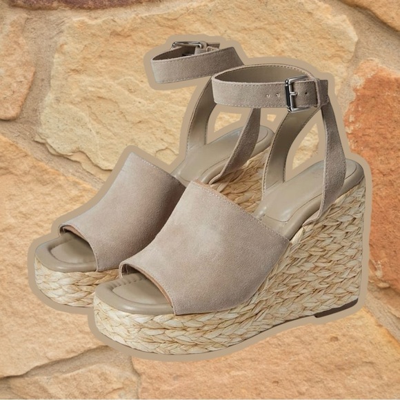 NWT Marc Fisher LTD Women’s ‘Nelly’ Suede Woven Jute Wedges in “Natural” Size 10 - Picture 1 of 16